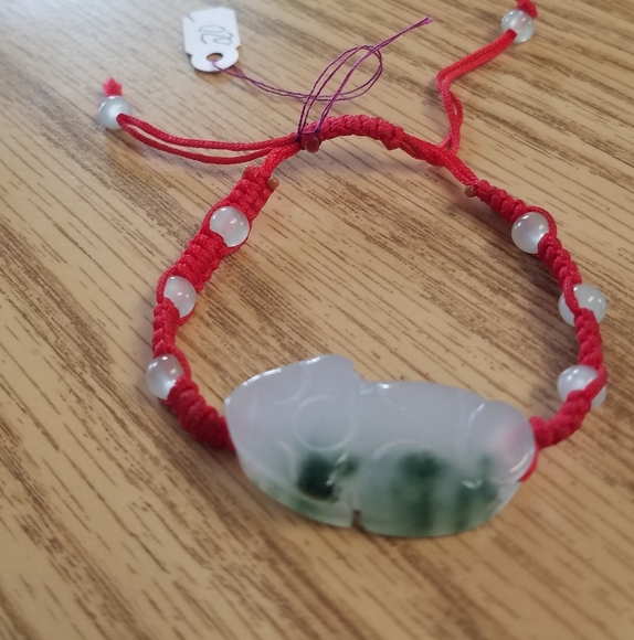 Jade Adjustable bracelet - Picture 2 of 7